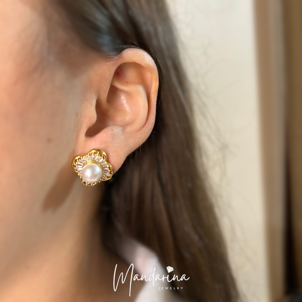 Arete flor de perla