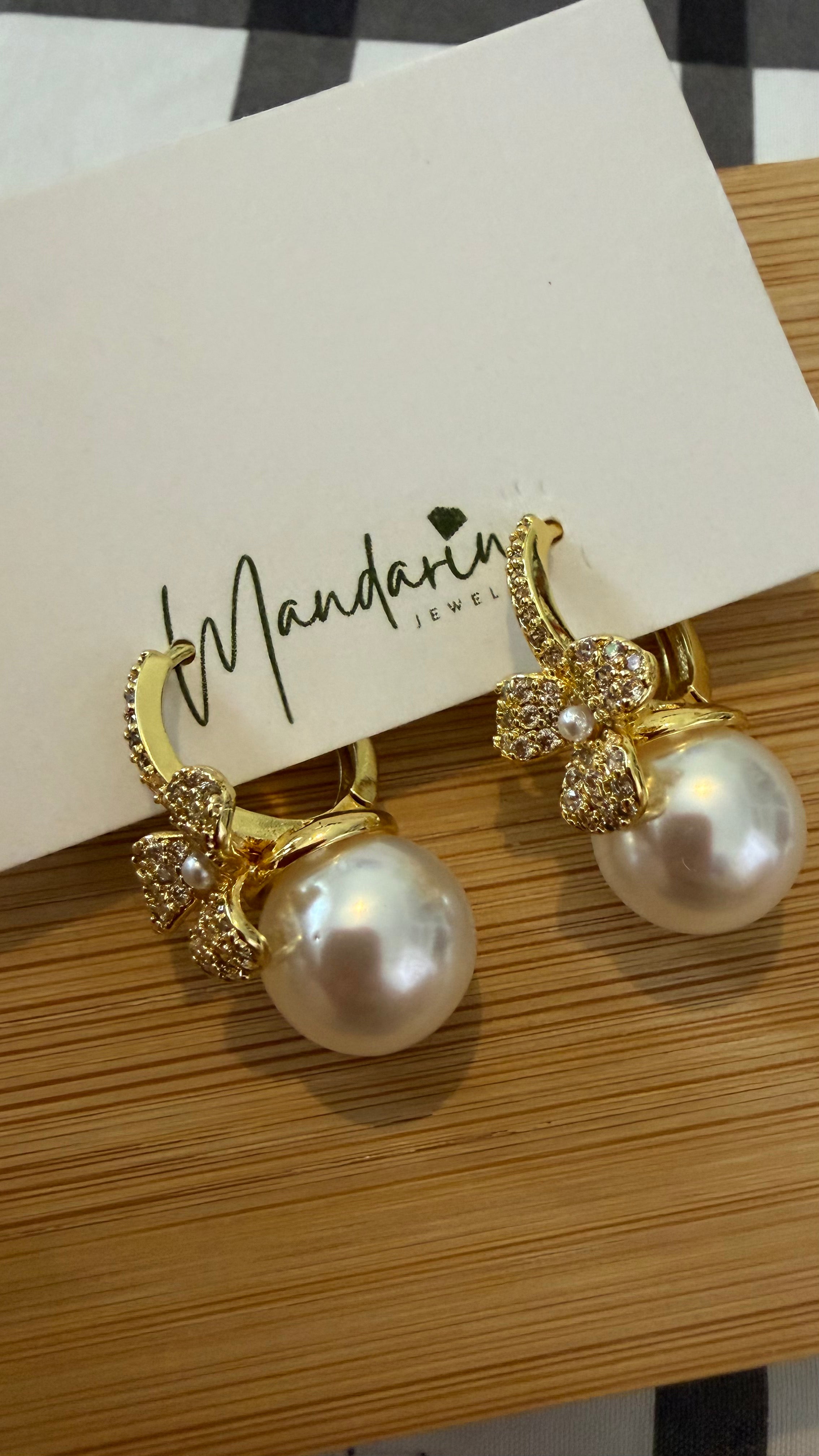 Aretes Tiaré