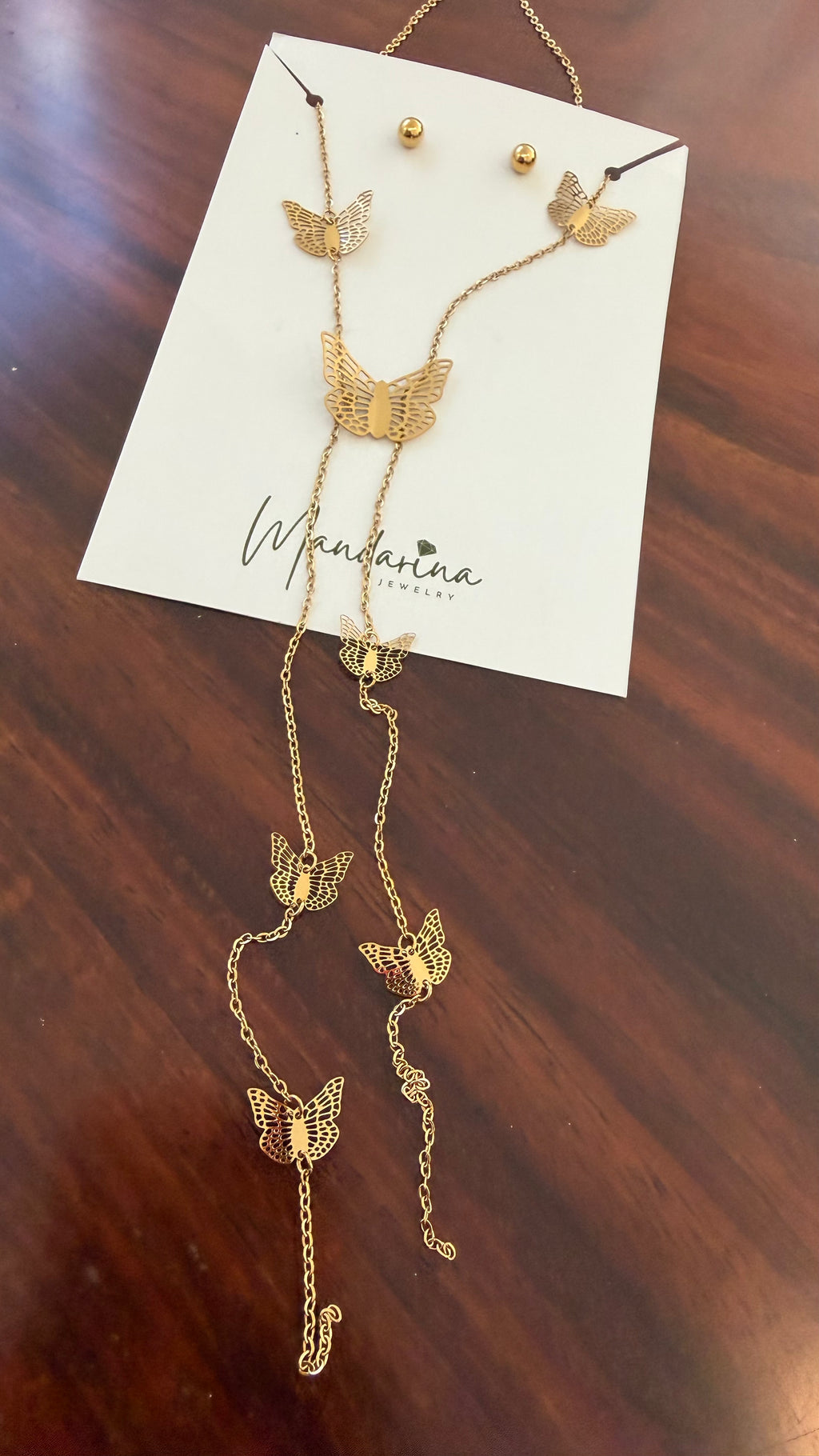Collar mariposa