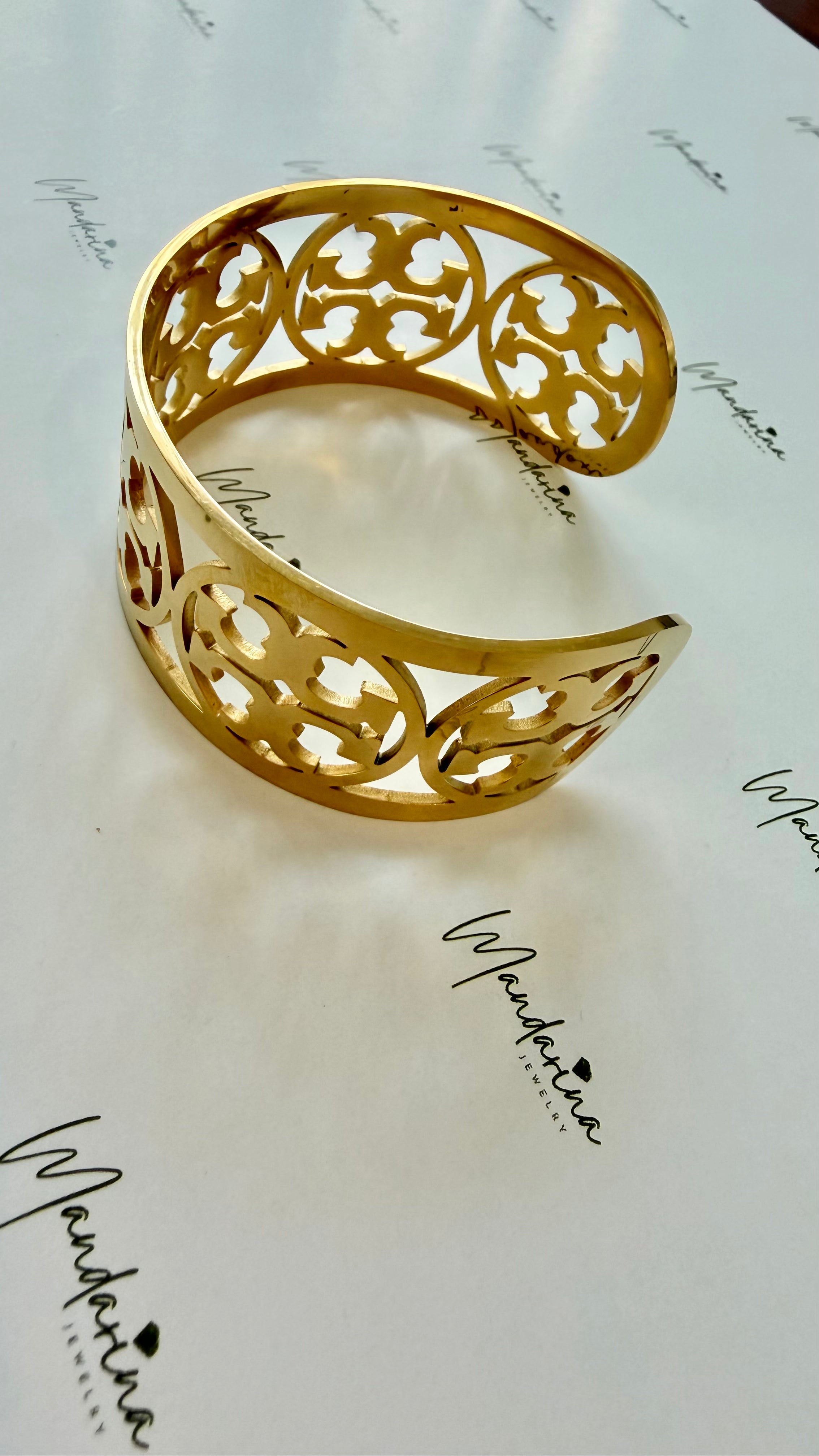 Brazalete tipo Tory Burch