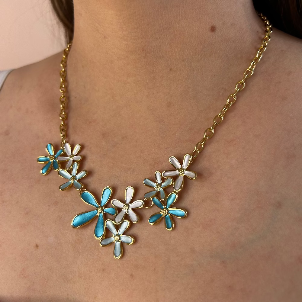 Collar flor azul