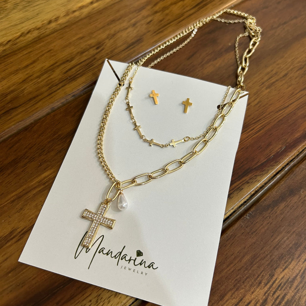 Collar doble cadena con dije de cruz