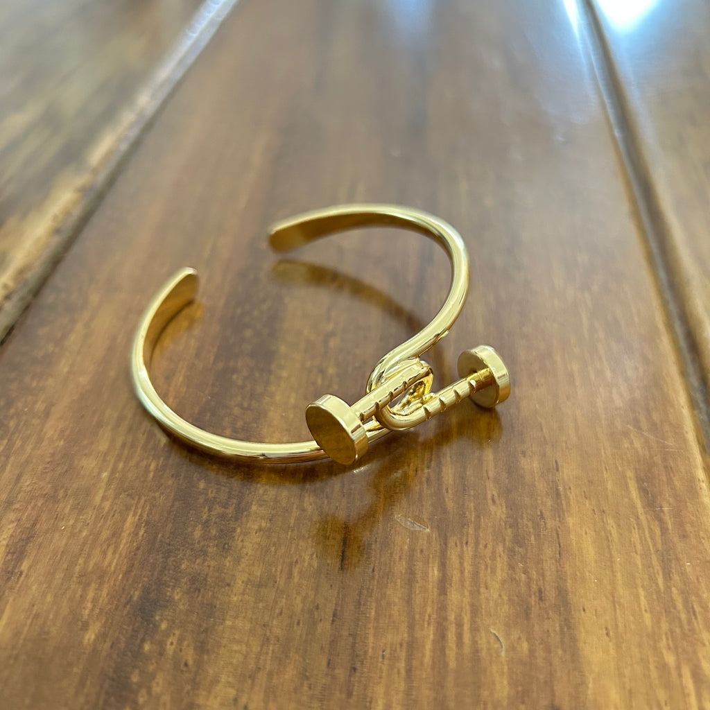 Pulsera estilo cartier