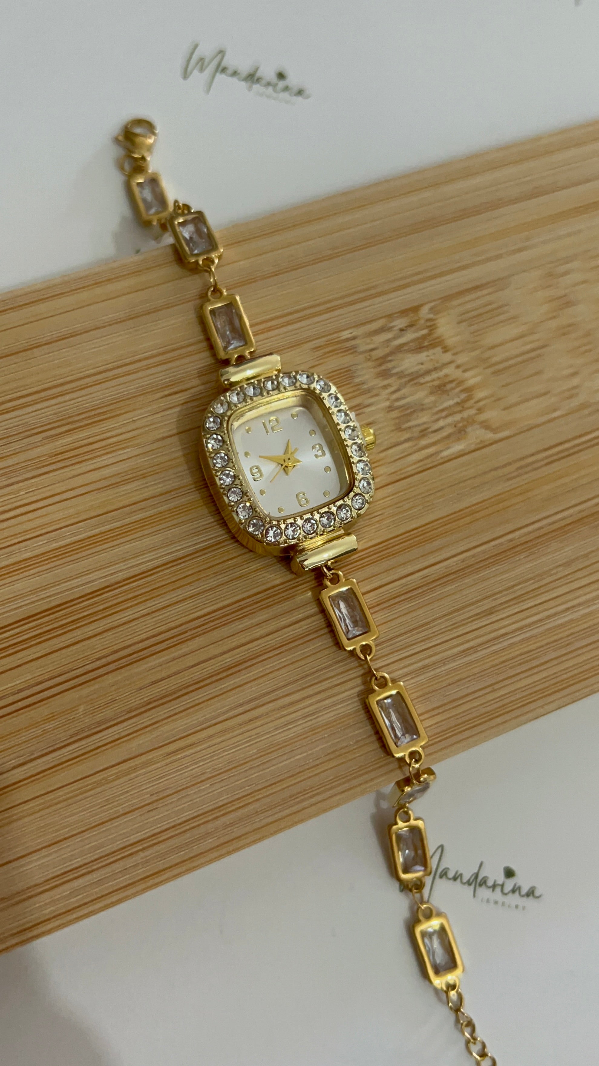 Reloj diamond square