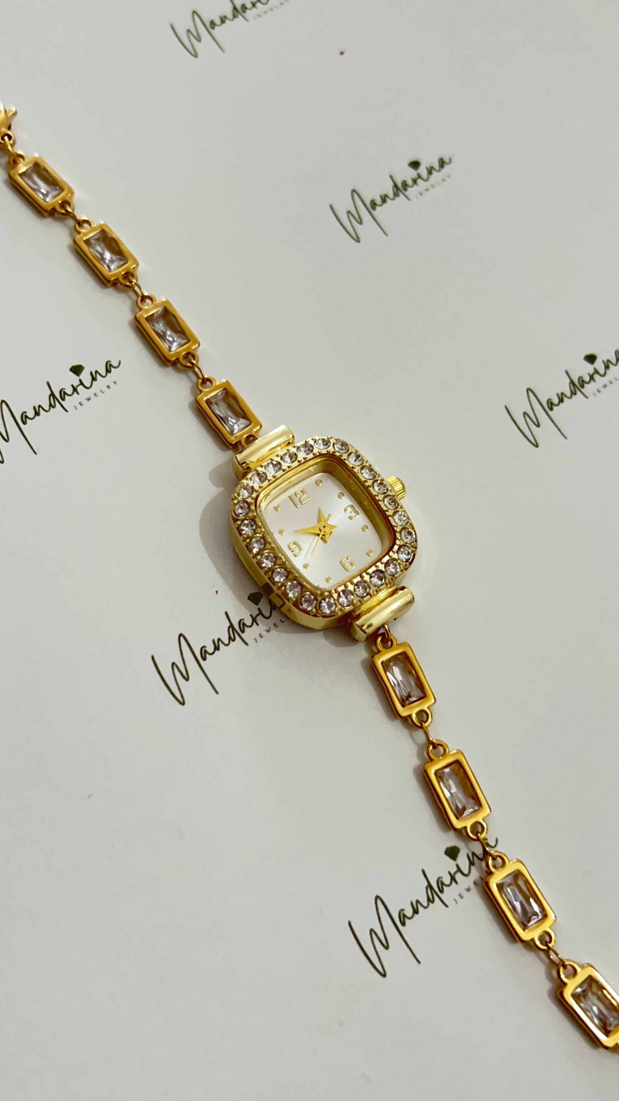 Reloj diamond square
