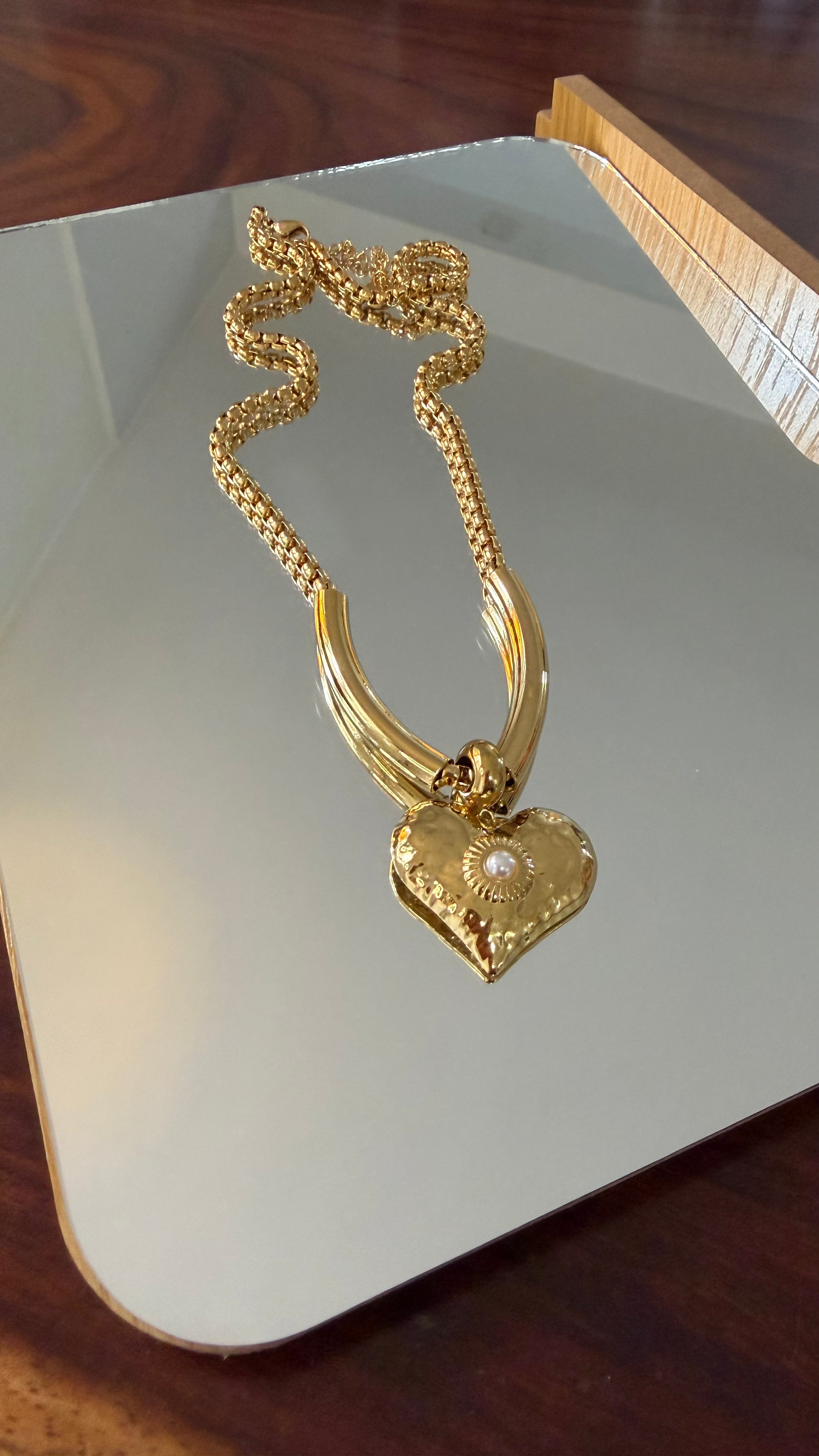 Set corazón dorado